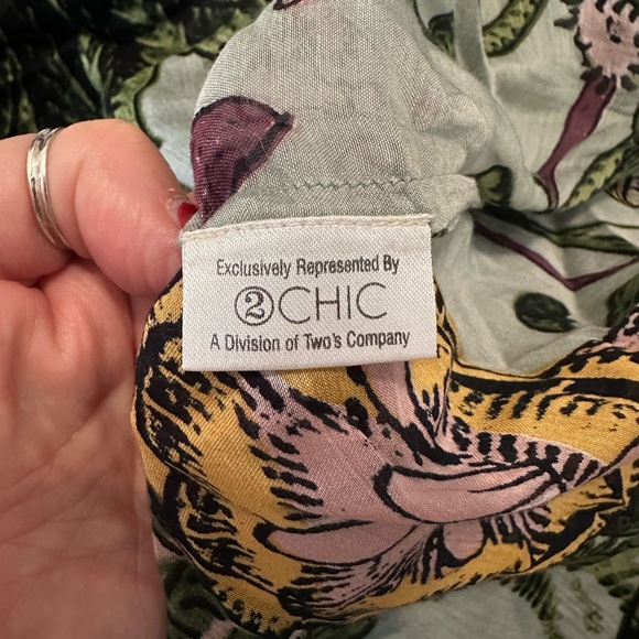 Floral Green Ladies short Kimono - Picture 5 of 5